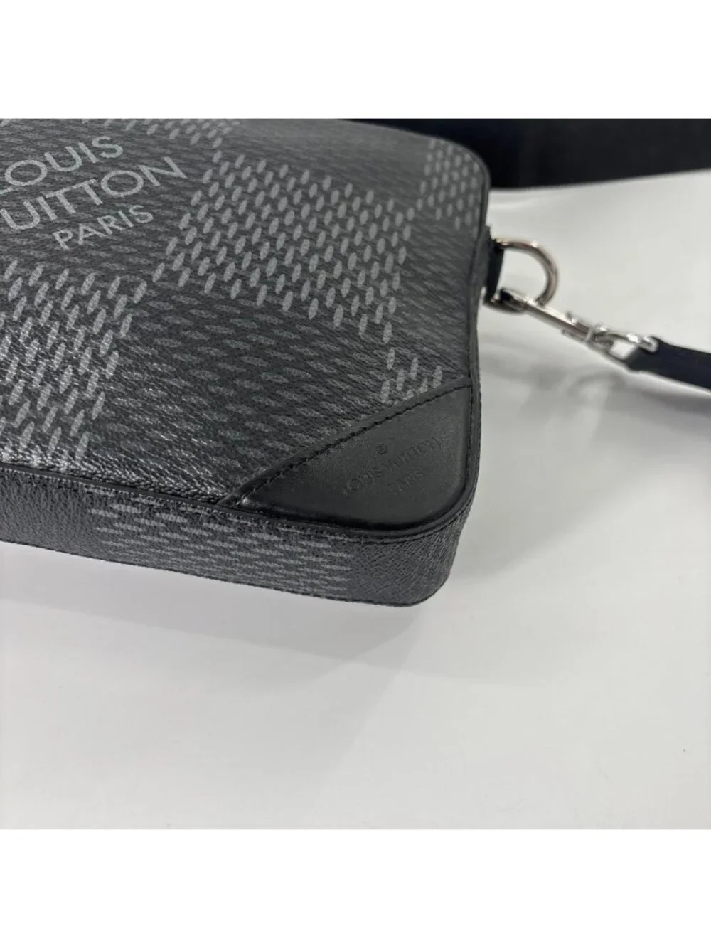 Louis Vuitton Damier Graphite Trio Messenger